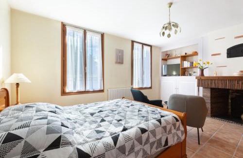 Montieramey House | Gîte Charlotte