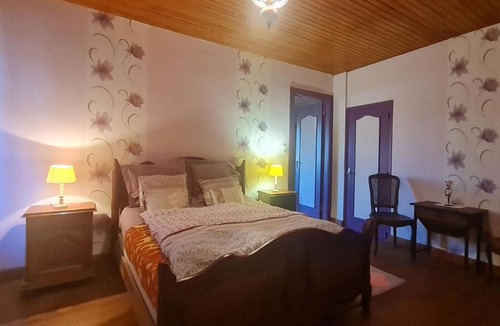 Reherrey House | Gîte confortable avec terrasse et jardin, près de Baccarat, idéal pour nature et détente - FR-1-584-51