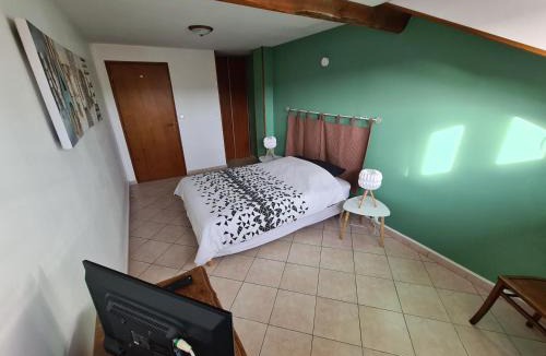 Fontenoy-sur-Moselle Apartment | Gîte cosy au bord de la Moselle, proche Nancy, activités plein air, tout inclus, parking gratuit. - FR-1-584-175