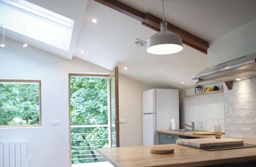 Morlaix Apartment | Gîte Cosy et Calme, Avec spa et Jardin, au Cœur de Morlaix