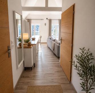 Beblenheim Apartment | Gîte cosy sur la route des vins vue parking