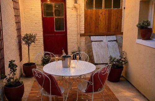 Vertus House | Gîte cosy Vertus avec terrasse privé proche maisons de Champagne Epernay Reims