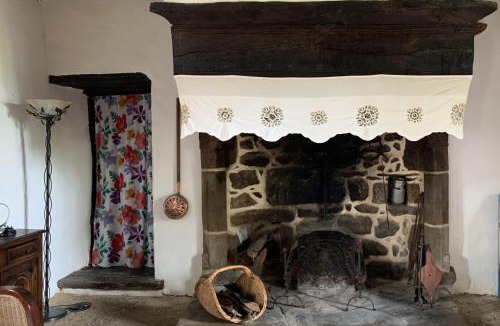 Saint-Pern House | Gîte dans longère traditionnelle bretonne