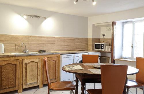 Vauvillers House | Gîte de charme avec jardin à Vauvillers - FR-1-583-435