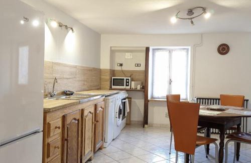 Vauvillers House | Gîte de charme avec jardin à Vauvillers - FR-1-583-435