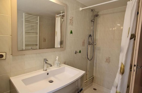 Pulney House | Gîte de charme dans ferme lorraine avec jardin clos, à proximité de sentiers et base de loisirs - FR-1-584-32