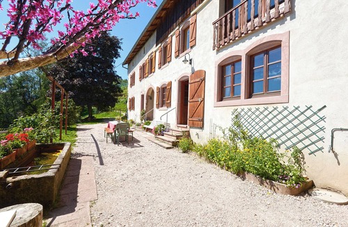 Sainte-Croix-aux-Mines House | GÎTE DE MONTAGNEPrés de la fermedes sentiers randonnées belle vue