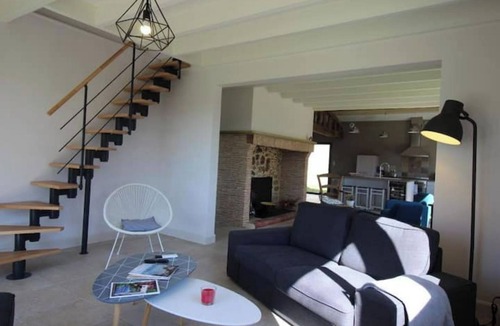 Sion House | Gîte de FRIZOT, 5 minutes from Nogaro, all inclusive