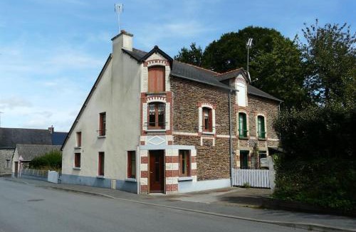 Neant-sur-Yvel House | Gîte des 4 saisons en Brocéliande