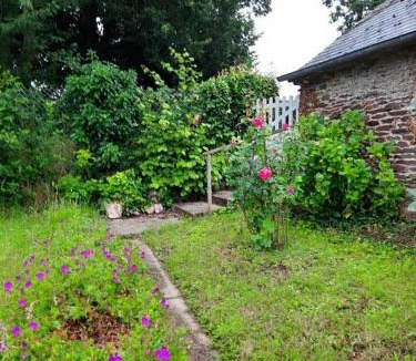 Neant-sur-Yvel House | Gîte des 4 saisons en Brocéliande