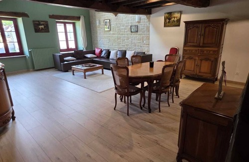 Arc-en-Barrois House | Gîte des Forêts | Sleeps 9 | Garden | Golf & Arc-en-Barrois Forest