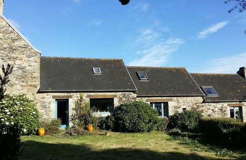Carantec House | Gîte des Hortensias - Old farmhouse - Sea view