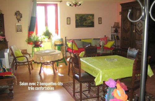 Guinzeling House | Gîte et Grange à Jeux du Bonhomme Bouton