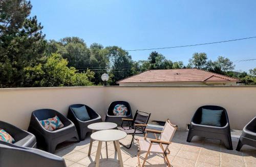 Vignot House | Gîte familial au calme de Vignot - 3 chambres confortables - FR-1-585-181