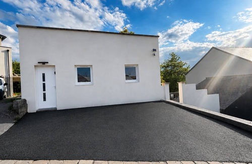 Vireux-Wallerand House | Gîte in a quiet area close to historic monuments