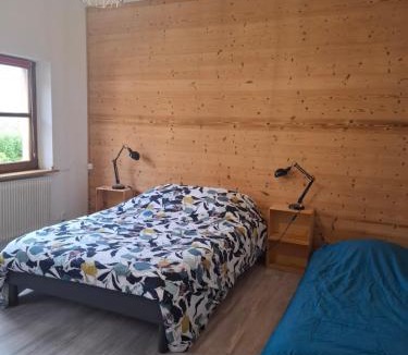 Ribeauville Apartment | gîte l'œuf ou la poule, parking privé, sur domaine viticole
