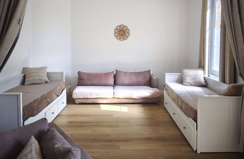 Le Thour House | Gîte Maison d'Enfance