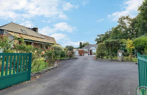 Miniac-Morvan House | Gîte Miniac-Morvan, 4 pièces, 5 personnes - FR-1-538-17