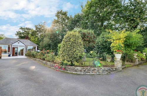 Miniac-Morvan House | Gîte Miniac-Morvan, 4 pièces, 5 personnes - FR-1-538-17
