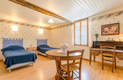 Piney House | Gîte Piney, 4 pièces, 6 personnes - FR-1-543-129