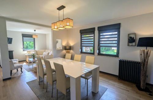 Saulcy-sur-Meurthe House | Gîte spacieux, confort moderne, jardin paisible - FR-1-589-695