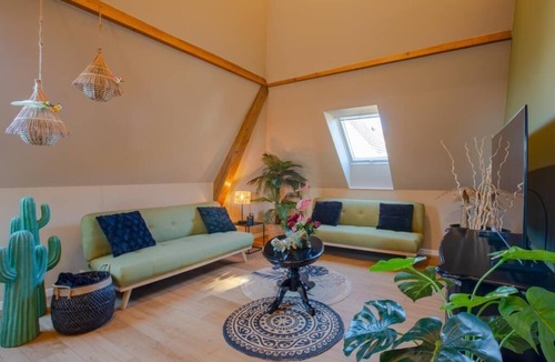 Bennwihr Apartment | Gîte "vignes & Tropiques" 4 - 6 Personnes