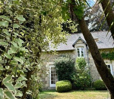 Quintin House | Gîtes de Charme Roz Maria - Parc clos