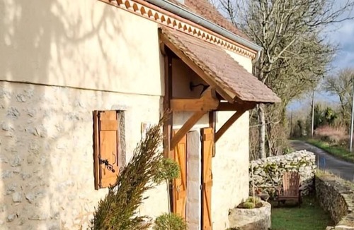 Laval House | Gîtes de France® - Le Clos de la Rose