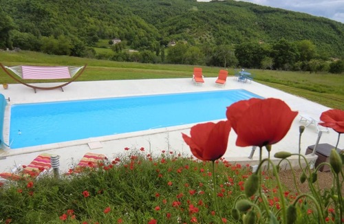 Saint-Medard House | Gîtes de France® - Le Pré aux Biches