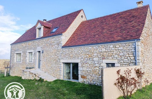 Laval House | Gîtes de France® - Villa Dolce Vita