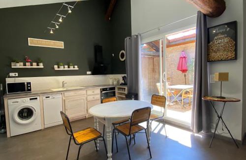 Beaucaire House | Gîtes Le Mas Guiraud