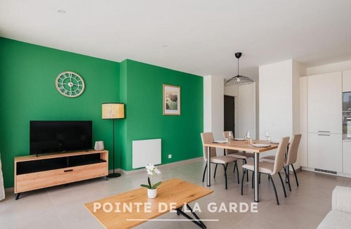 Saint-Cast-le-Guildo Apartment | Gîtes les Ébihens - 6 appartements avec parking privé proche des plages