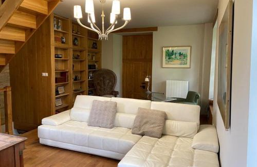Garlan House | Garden Cottage Kervolongar