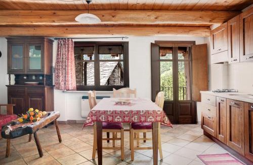 San Michele Prazzo Apartment | Genzianella Tano di Grich
