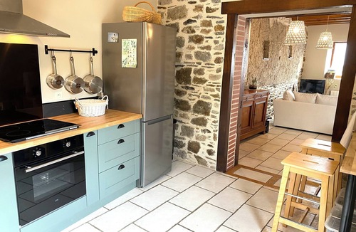 Le Vivier-sur-Mer House | Getaway at Zoé's Cottage