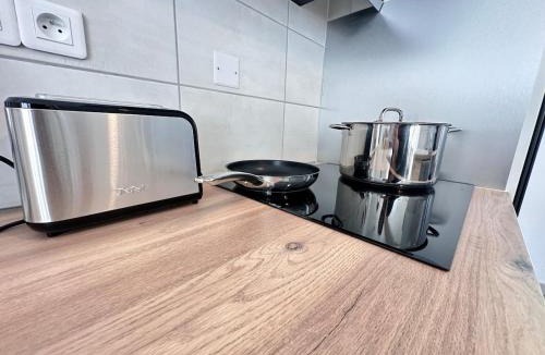 Bourgogne-Fresne Apartment | Gite 10 personnes avec jacuzzi à 10 min de Reims