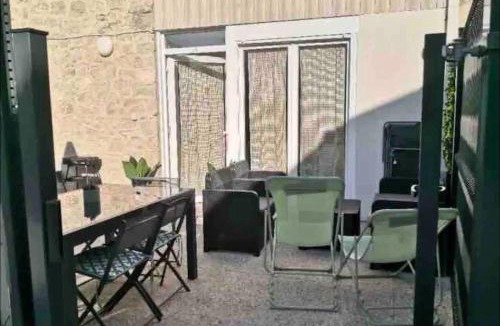 Bourgogne-Fresne Apartment | Gite 10 personnes avec jacuzzi à 10 min de Reims