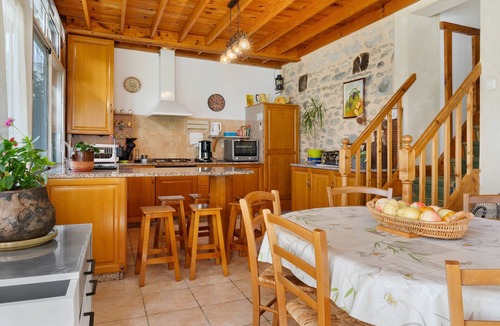Lezignan House | Gite 2 - chez Balum, 3 km from Lourdes, Hautes-Pyrénées