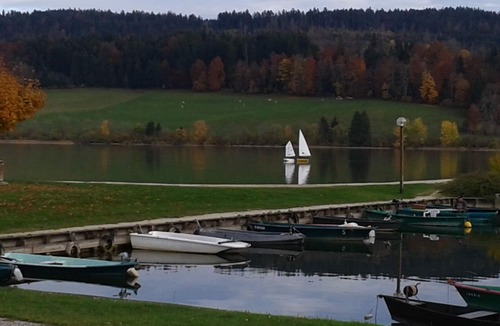 Saint-Point-Lac Apartment | GITE AND CHAMBRES D'HÔTES ON THE SHORES OF LAC SAINT POINT