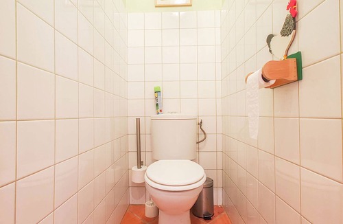 Septfonds House | Gite Bacquiès - with enclosed garden and heated swimming pool