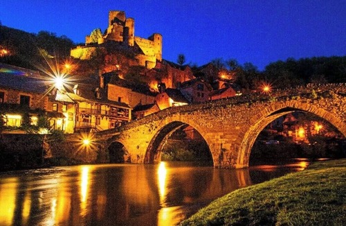 Belcastel Cottage | Gite Belcastel - In One Of The Most Beautiful Villages In France - Aveyron