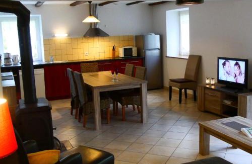 Rhodes Apartment | Gite Coquelicot Ferme du Domaine Les Bachats Rhodes