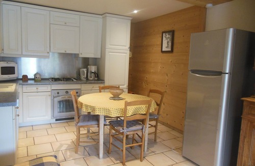Manigod Apartment | Gite DE Montagne A LA Ferme - 2 Personnes