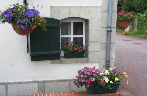 Heutregiville House | Gîte du Moulin d'Heutrégiville, 15 minutes from Reims and 20 minutes from the Champagne vineyards