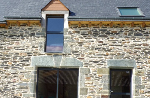 Mur-de-Bretagne House | GITE 4 PEOPLE 400 M FROM THE BEACH LAKE GUERLEDAN BRETAGNE