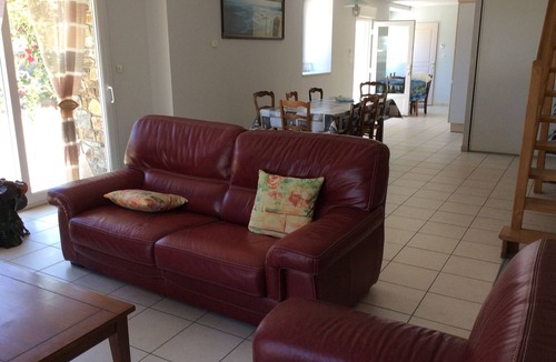 Saint-Clet House | GITE IN THE COUNTRYSIDE BETWEEN LAND AND SEA 20KMS FROM THE SEA