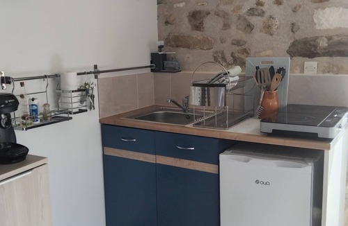 Villecerf House | Gîte "L'annexe" with Private Terrace, Garden, and Wi-Fi
