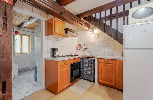 Issenhausen House | Gite Le Coquelicot "bi's anstetts" – Authentic Alsatian Farmhouse Retreat