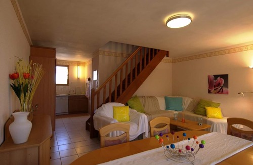 Mesnil-Saint-Pere Cottage | Gîte Le Port Mesnil - At the foot of the Lake and the Port