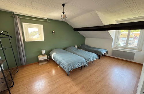Vic-sur-Seille Apartment | Gîte located in the heart of Vic sur Seille